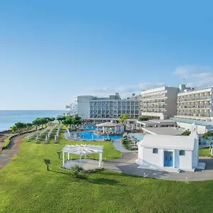 **** Otel Pernera Kıbrıs