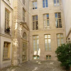  Apartment Charming Cosy Triplex In Trendy Marais