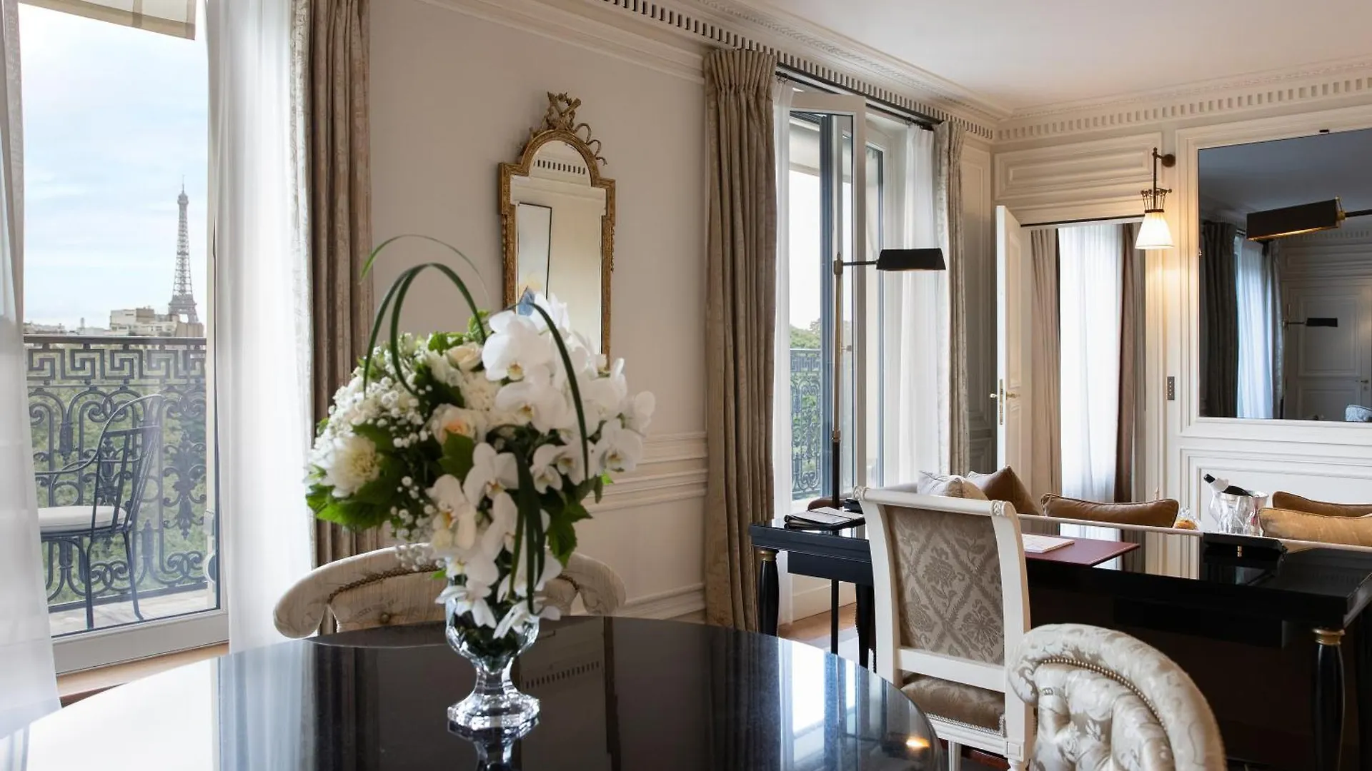 La Reserve Paris Hotel & Spa 5*,  Frankrike