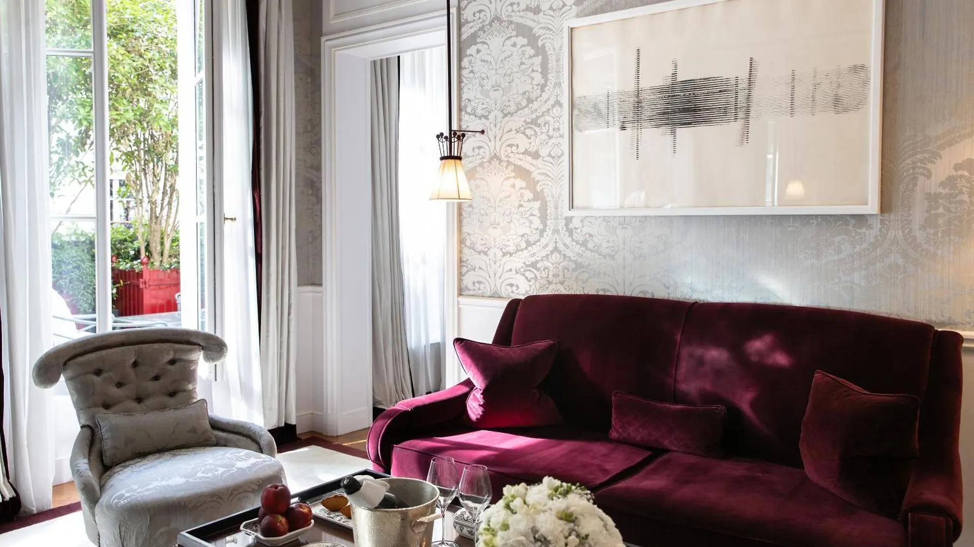 La Reserve Paris Hotel & Spa